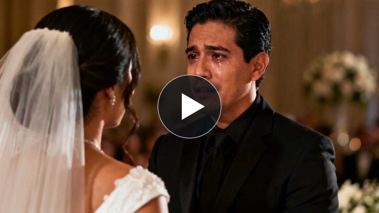 Hombre en traje oscuro y mujer con vestido de novia conversando en un vestidor, él con los ojos llorosos y ella con el ramo s